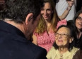 Patrick Bruel fête les 100 ans d'une fan en concert