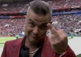 Le "geste" polémique de Robbie Williams