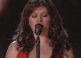 Kelly Clarkson dévoile "Dark Side" en live