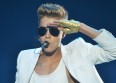 Justin Bieber renverse un paparazzi