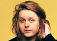 Lewis Capaldi séduit avec "Someone You Loved"