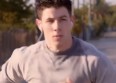 Nick Jonas : fête et body painting pour "Chains"