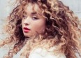 Ella Eyre en showcase privé à Cannes