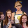 Taylor Swift : les photos de sa nouvelle statue de cire à Londres