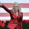 Lady Gaga chante l'hymne national américain au Super Bowl 2016 : photos