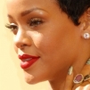 Rihanna : son nouveau look aux MTV Video Music Awards 2012 (photos)