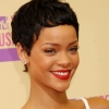 Rihanna : son nouveau look aux MTV Video Music Awards 2012 (photos)