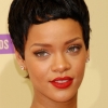 Rihanna : son nouveau look aux MTV Video Music Awards 2012 (photos)