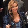 Beyoncé, enceinte, lance son parfum : photos