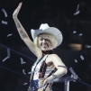 Miley Cyrus choque sur son "Bangerz Tour" : photos