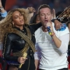 Coldplay, Beyoncé et Bruno Mars mettent le feu au Super Bowl 2016 : photos