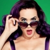 Katy Perry égérie d'une marque de chips ! (photos)